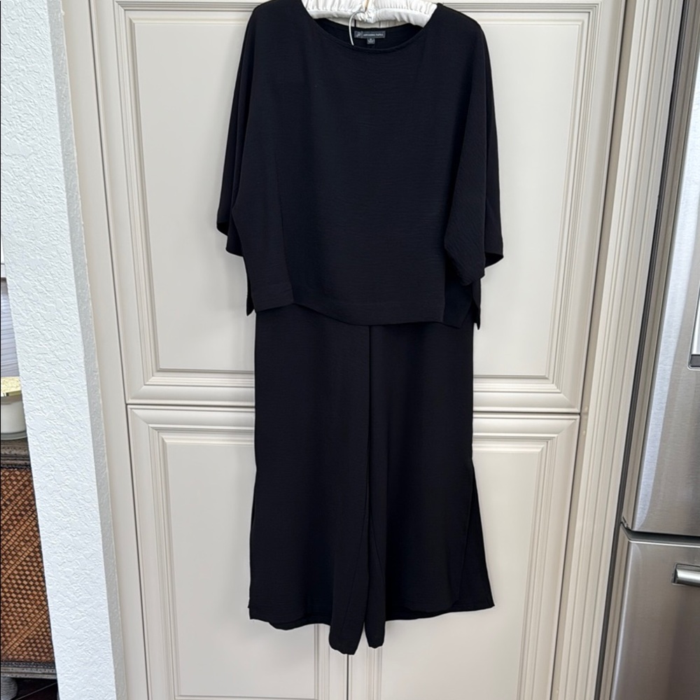 Adrianna Papell Elegant Black Two-Piece Pants Outfit